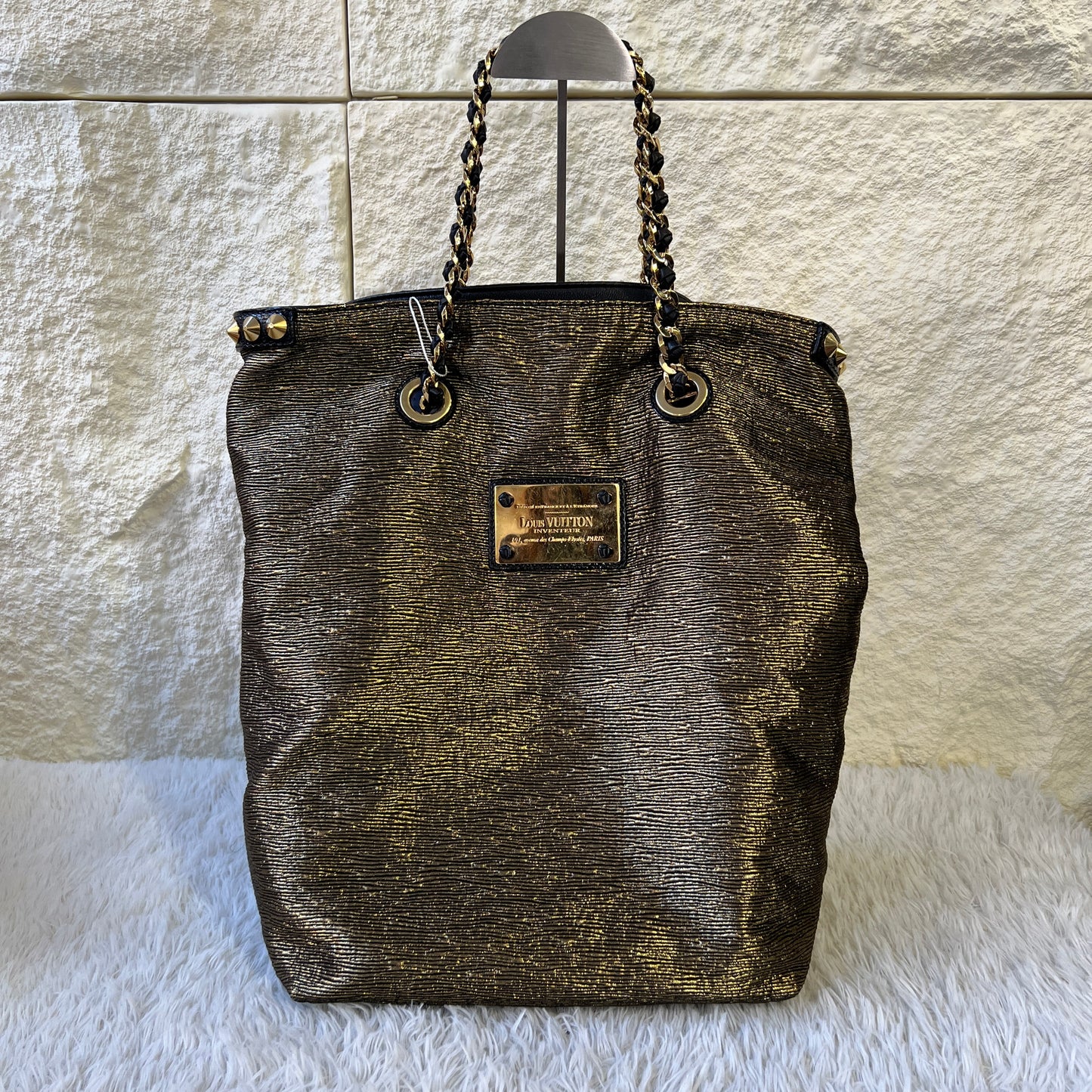Louis Vuitton Limited Edition Shimmer Metallic Chain Tote Bag (Pre-Owned)