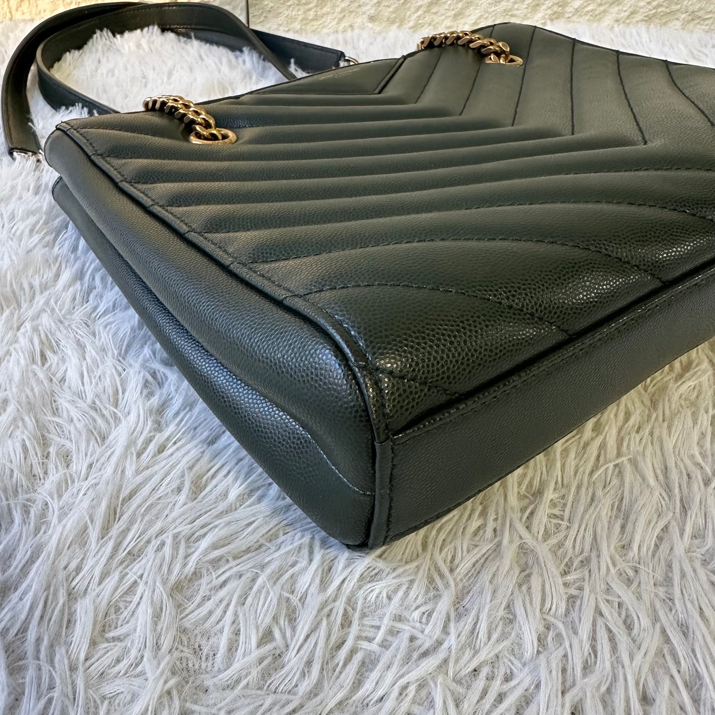 Saint Laurent Chevron 皮革链条手提包（二手） 