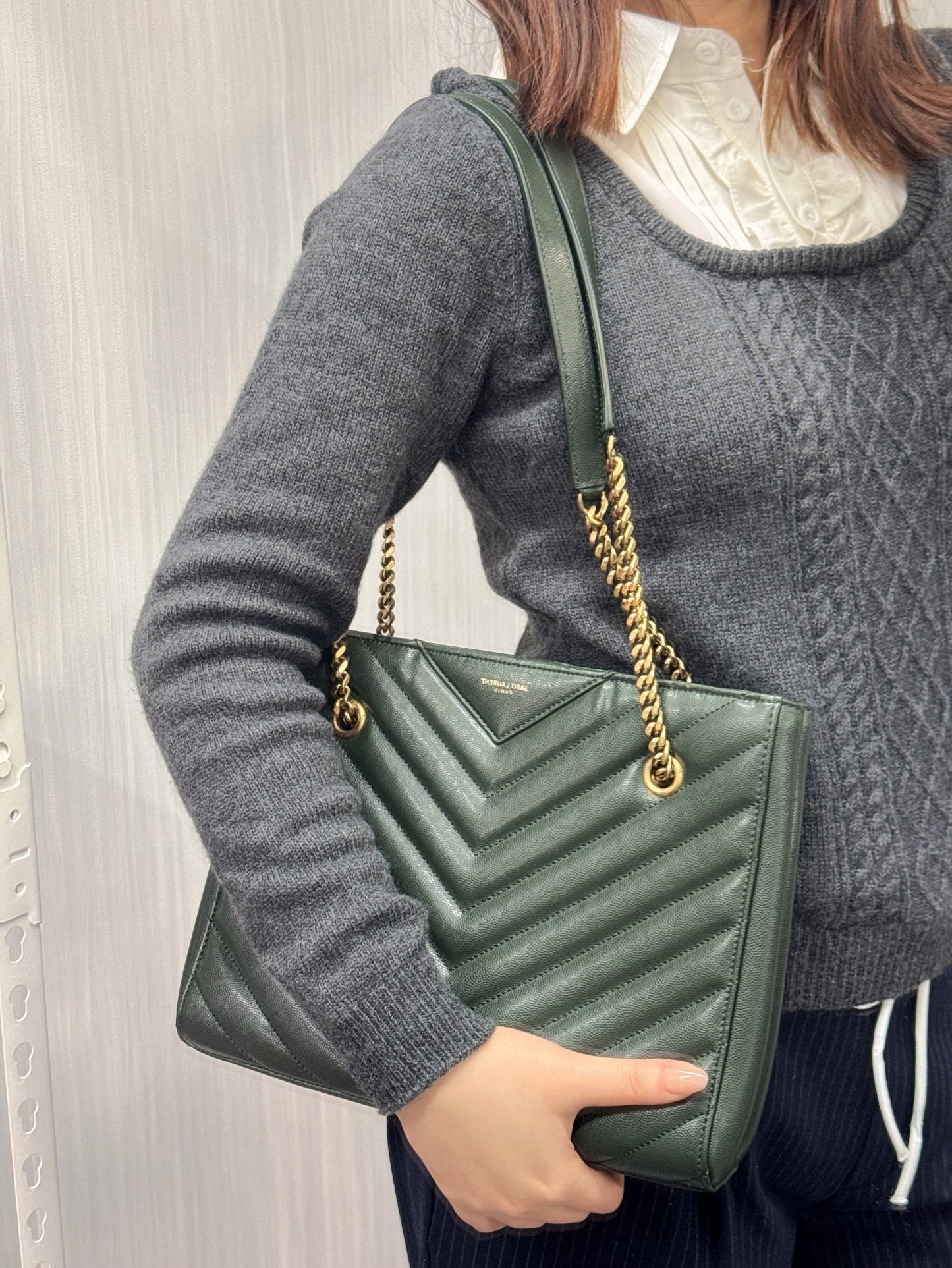 Saint Laurent Chevron 皮革链条手提包（二手） 