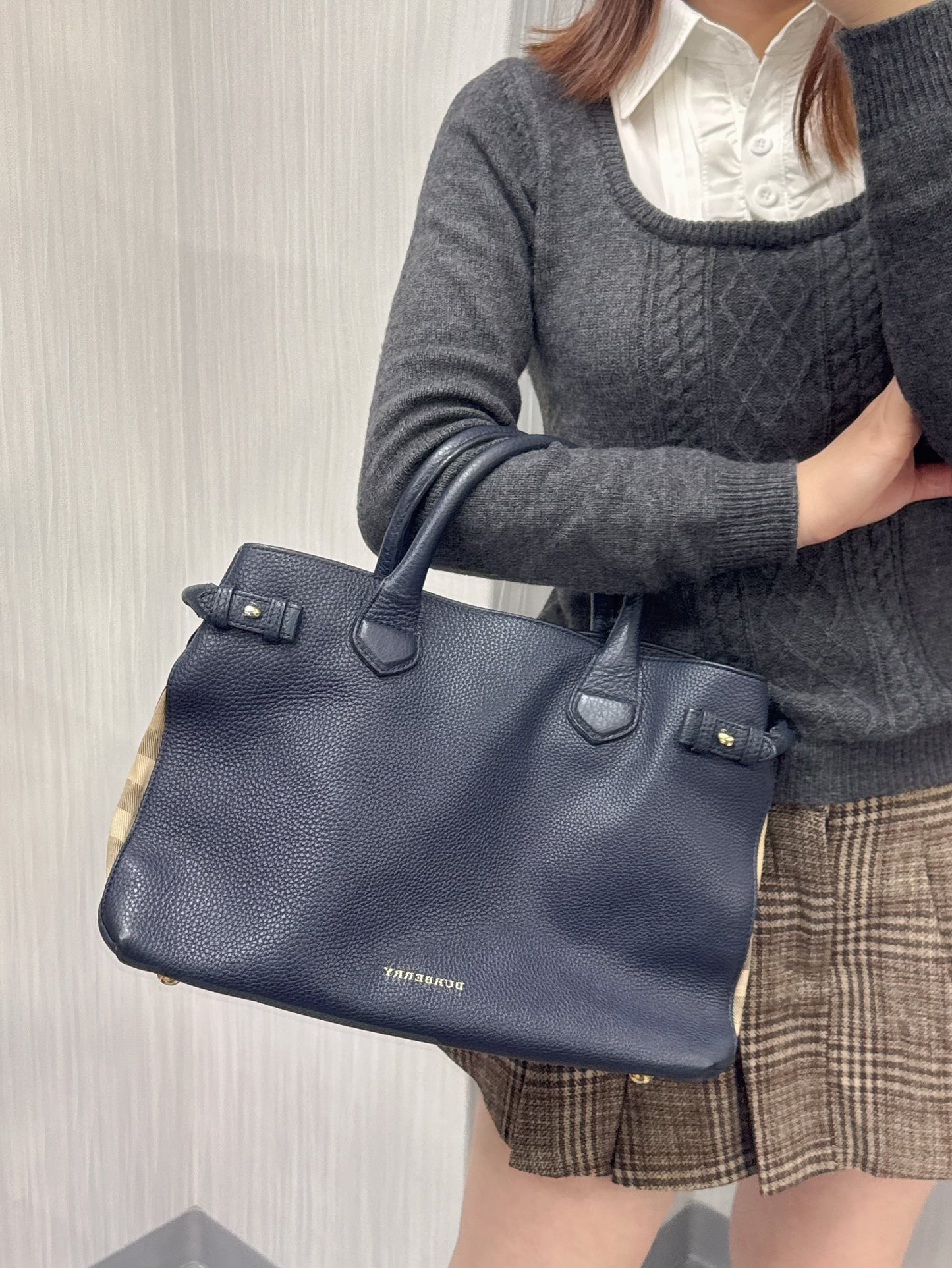 Burberry 小牛皮手提包（二手） 