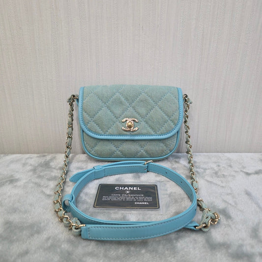 Chanel Quilted Denim Mini Flap Bag Light Blue (Pre-Owned)