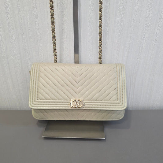 Chanel Boy Chevron Quilted Flap Bag Beige (Pre-Owned)