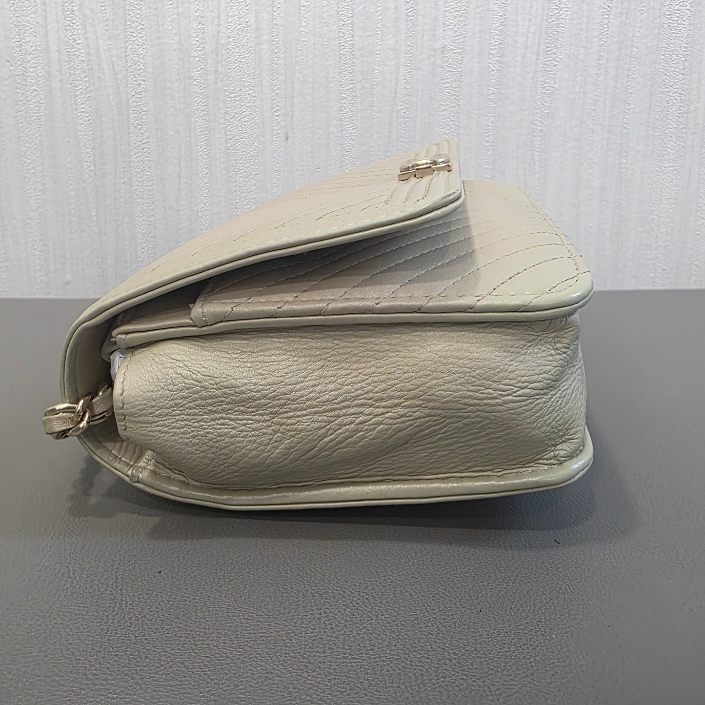 Chanel Boy Chevron Quilted Flap Bag Beige (Pre-Owned)