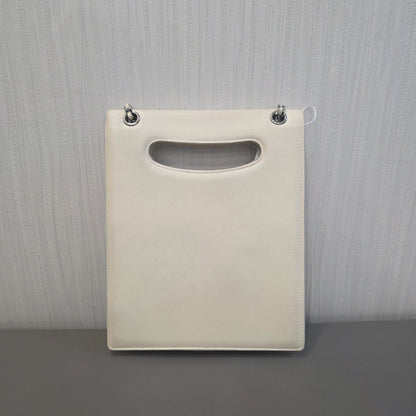 Chanel Quilted Leather Chain Shopping Bag White (Pre-Owned)