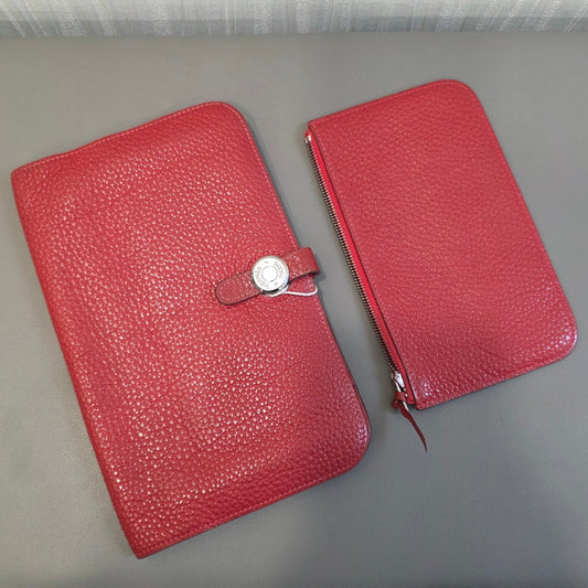 Hermès Dogon GM Wallet with Zipped Pouch Red (Pre-Owned)