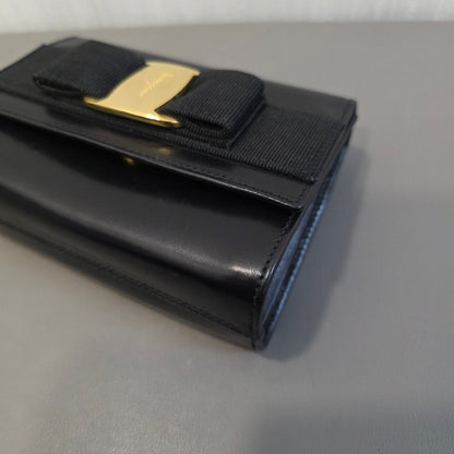 Salvatore Ferragamo Vara Bow Chain Wallet Black (Pre-Owned)
