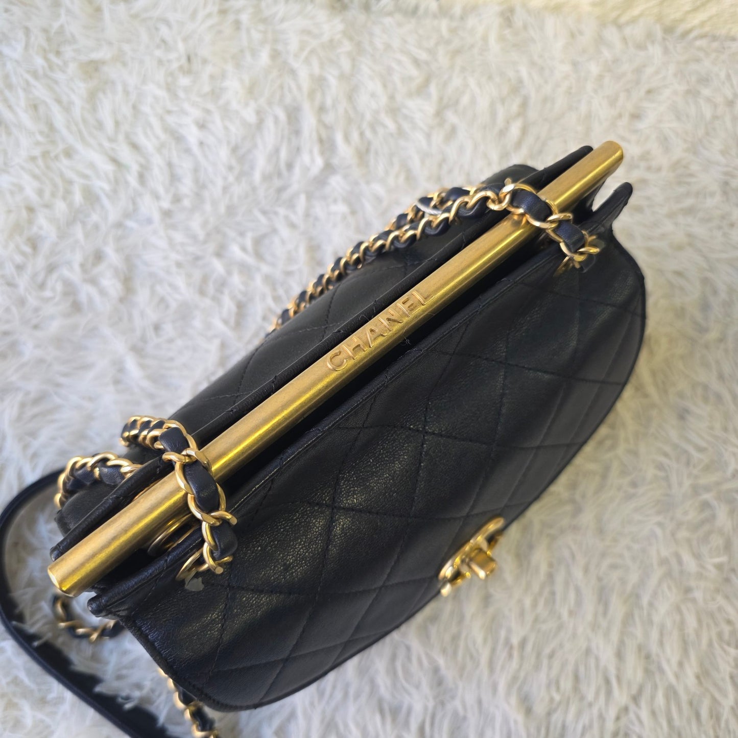 Chanel Vintage Quilted Leather Flap Shoulder Bag Navy (Pre-Owned)