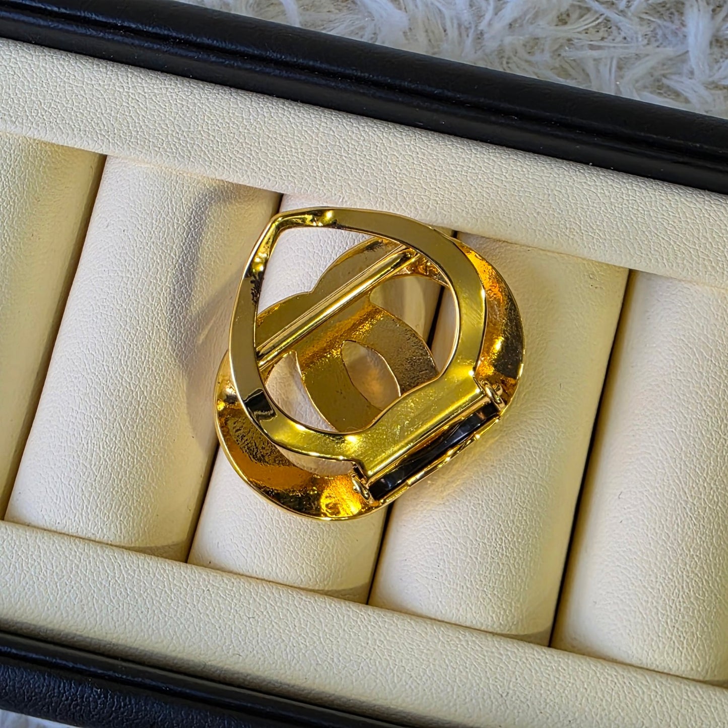 CELINE Interlocking Circle Logo Scarf Clip Gold (Pre-Owned)
