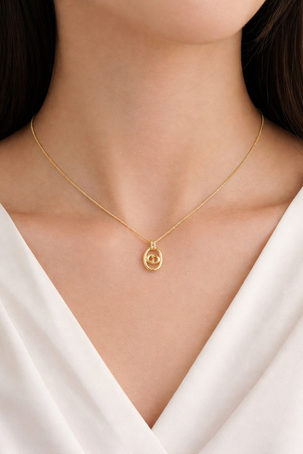 Christian Dior CD Oval Logo Pendant Necklace Gold (Pre-Owned)