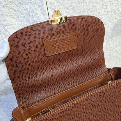 HUNTING WORLD Logo Lock Leather Shoulder Bag Brown (Pre-Owned)