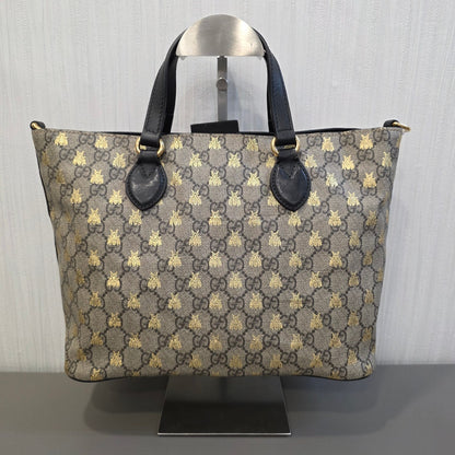 GUCCI GG Supreme Bee Print Tote Bag (Pre-Owned)