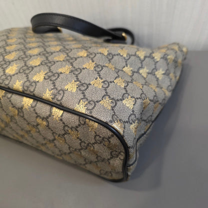 GUCCI GG Supreme Bee Print Tote Bag (Pre-Owned)