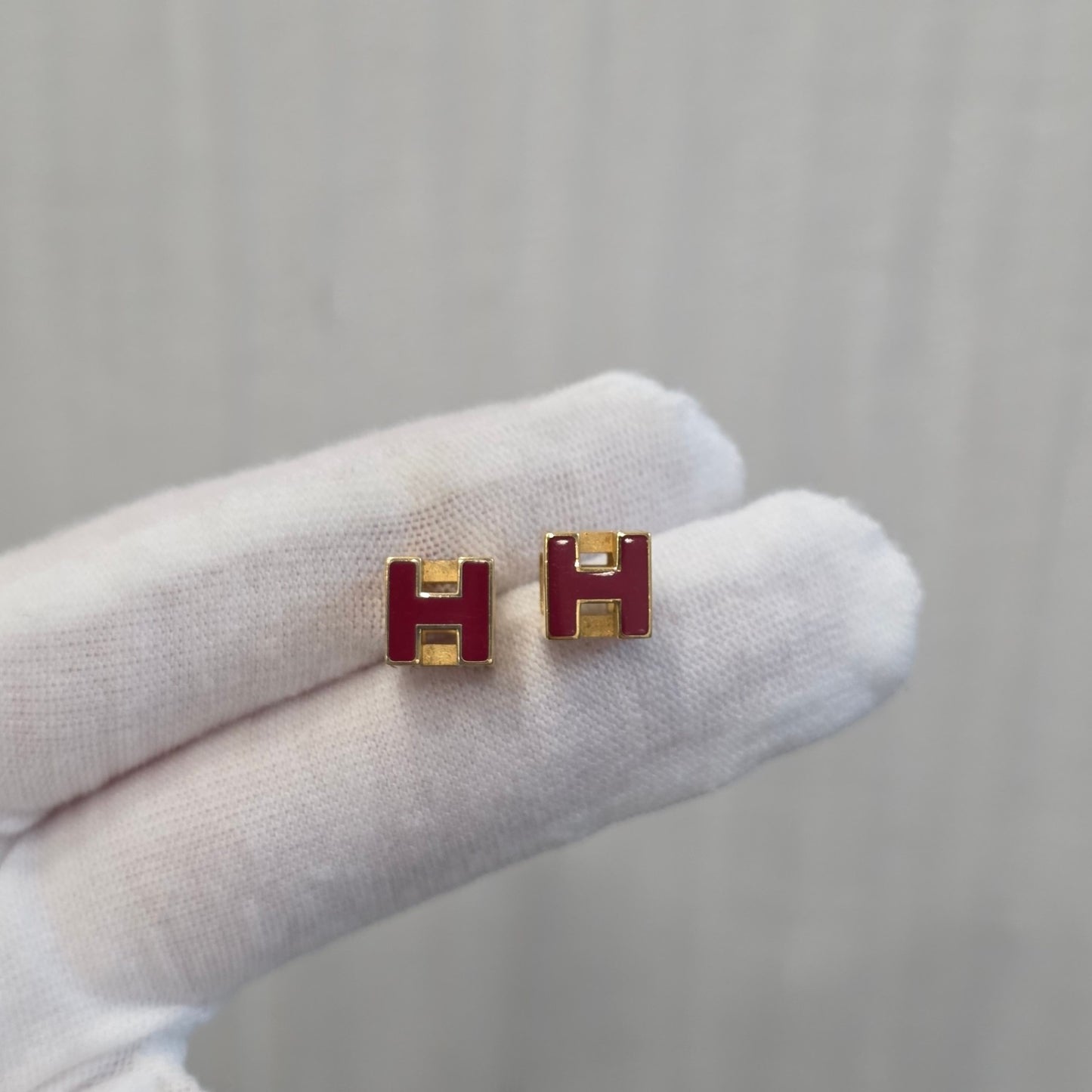 Hermès Pop H Earrings Red Enamel Gold Hardware (Pre-Owned)