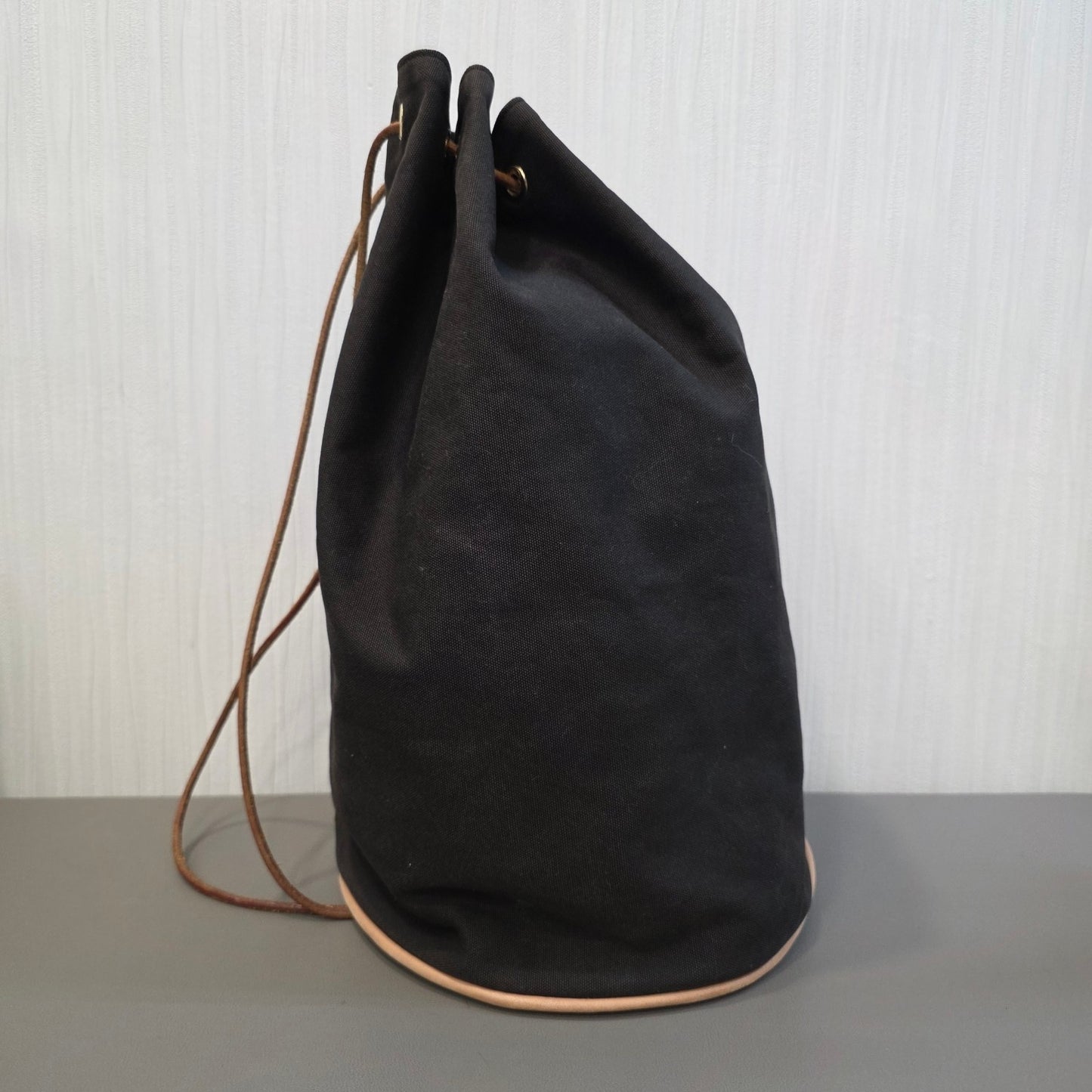 Hermès Vintage Canvas Drawstring Bucket Bag Black (Pre-Owned)