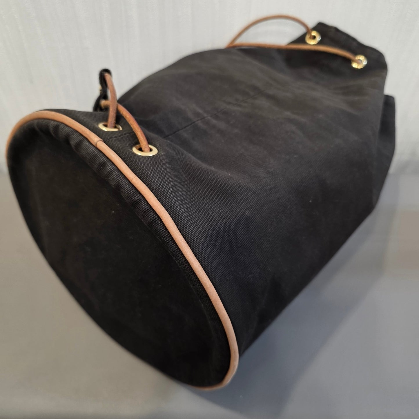 Hermès Vintage Canvas Drawstring Bucket Bag Black (Pre-Owned)