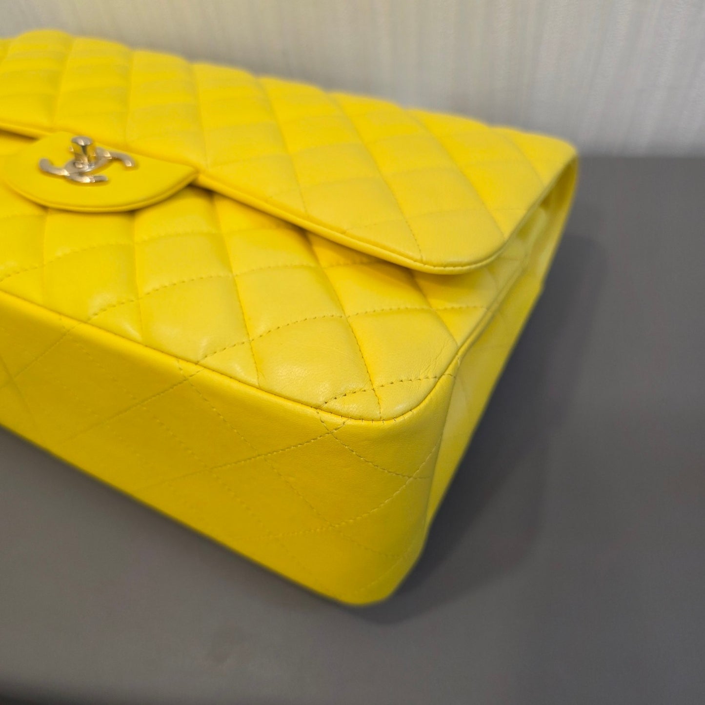 CHANEL Classic Double Flap Lambskin Shoulder Bag Yellow (Pre-Owned)