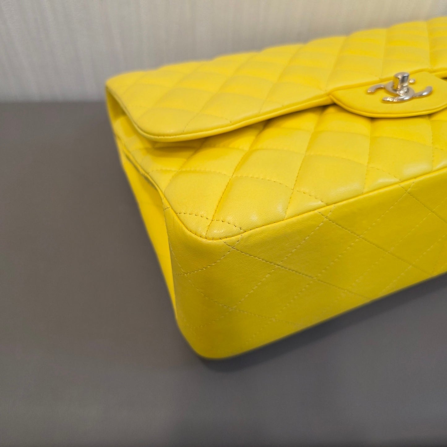 CHANEL Classic Double Flap Lambskin Shoulder Bag Yellow (Pre-Owned)