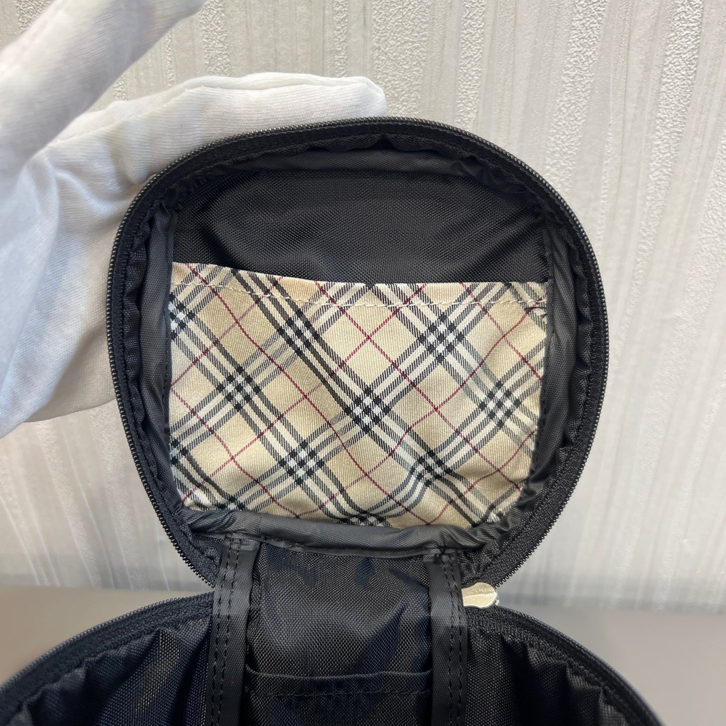 Burberry Cosmetic Bag with Scarf & Mirror (Pre-Owned)