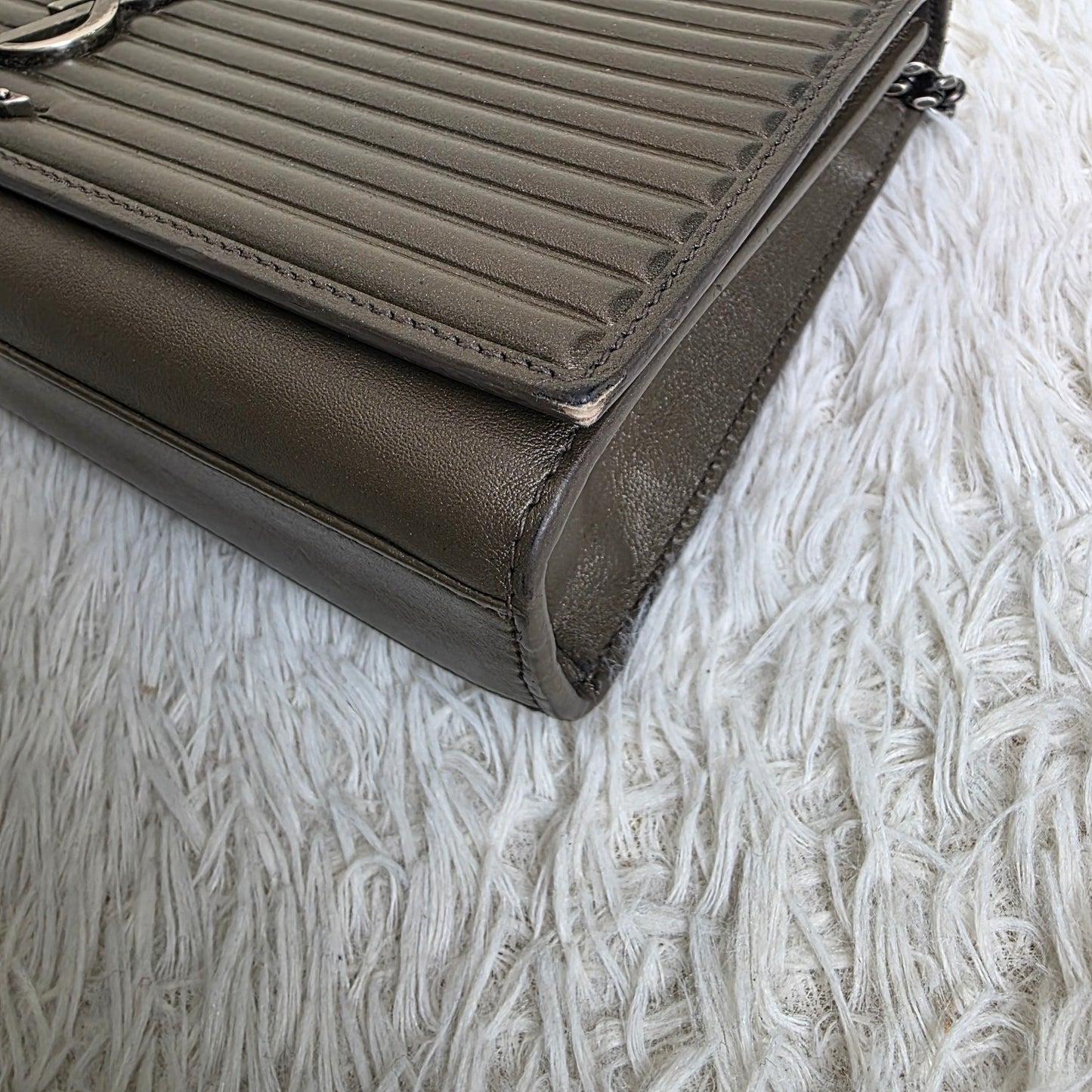 Saint Laurent Envelope Medium Chain Shoulder Bag Grey (Pre-Owned)