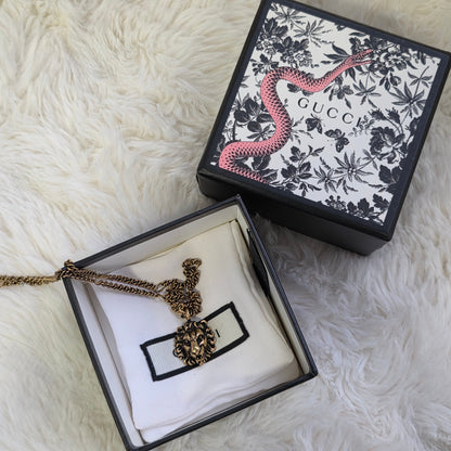 Gucci Lion Head Pendant Chain Necklace (Pre-Owned)