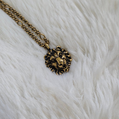Gucci Lion Head Pendant Chain Necklace (Pre-Owned)