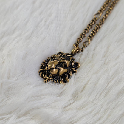 Gucci Lion Head Pendant Chain Necklace (Pre-Owned)