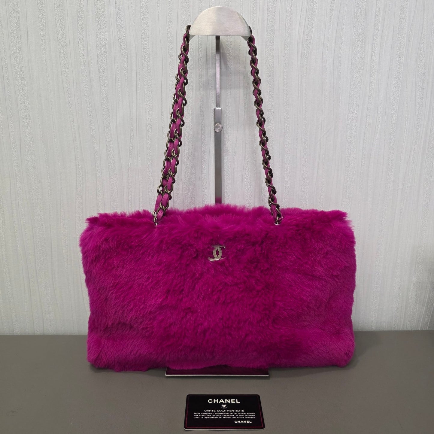 Chanel CC Fur Chain Shoulder Bag Pink (Pre-Owned)