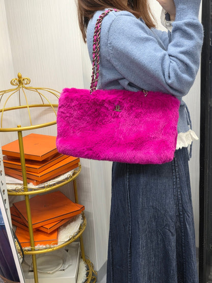 Chanel CC Fur Chain Shoulder Bag Pink (Pre-Owned)
