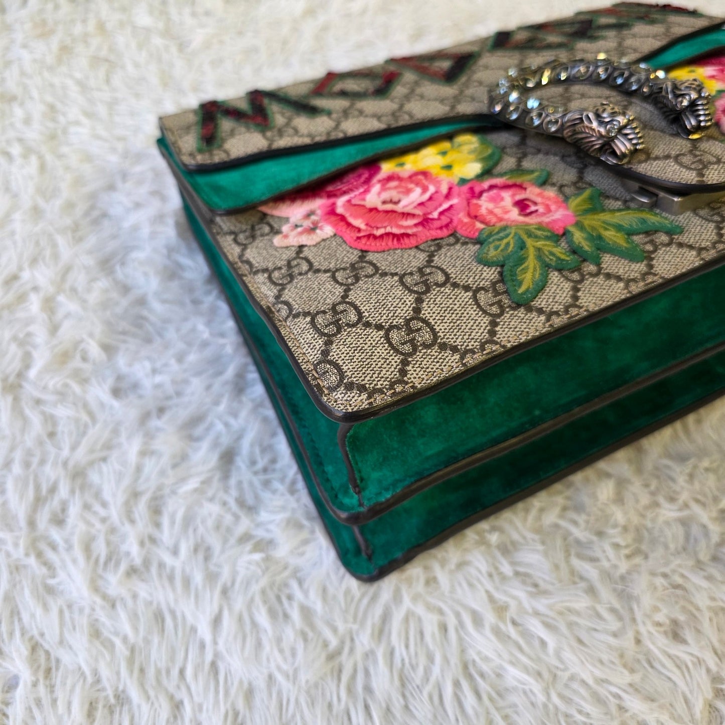 Gucci Dionysus GG Supreme “Modern” Sequin Embroidered Shoulder Bag (Pre-Owned)