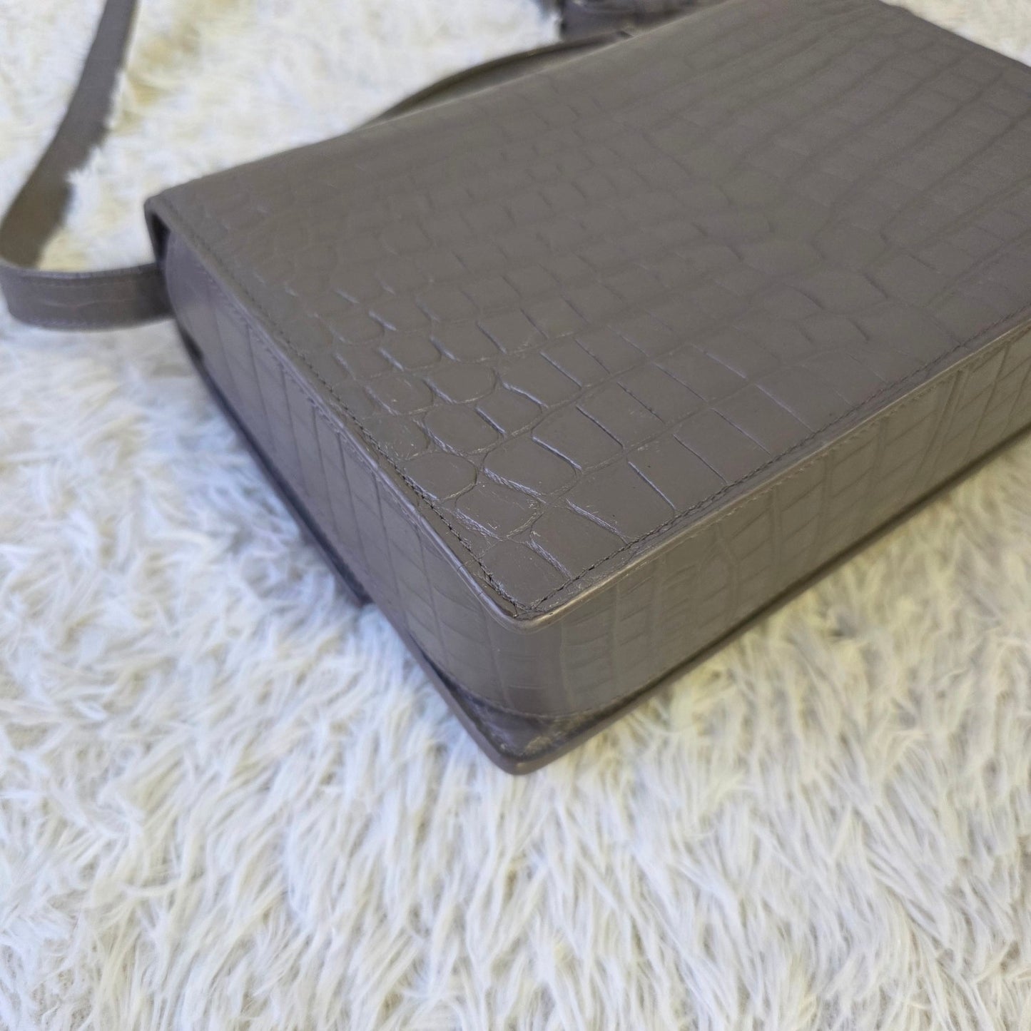 Saint Laurent Bellechasse Croc-Embossed Leather Top Handle Bag Grey (Pre-Owned)