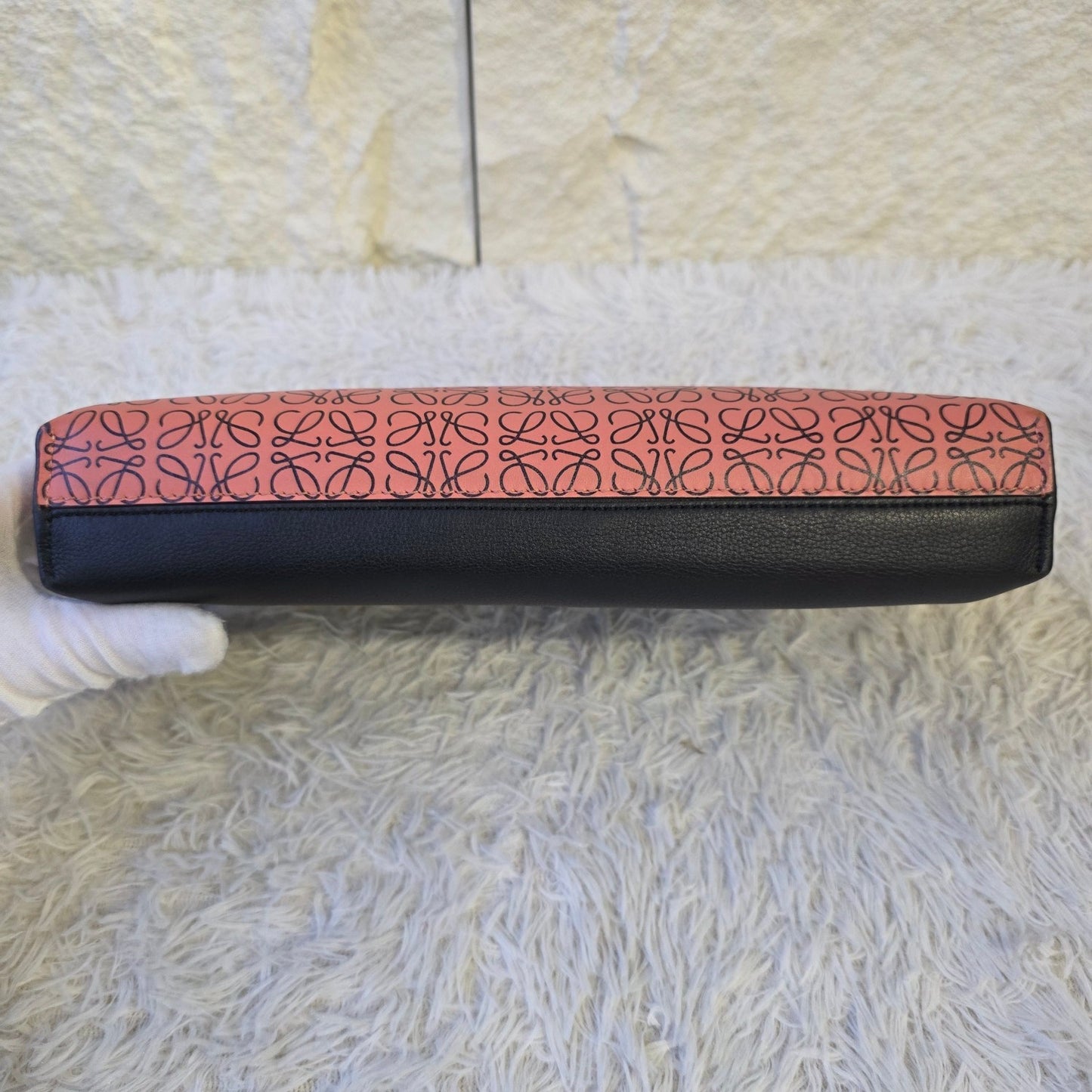 Loewe Anagram Print Leather Clutch Shoulder Bag Pink (Pre-Owned)