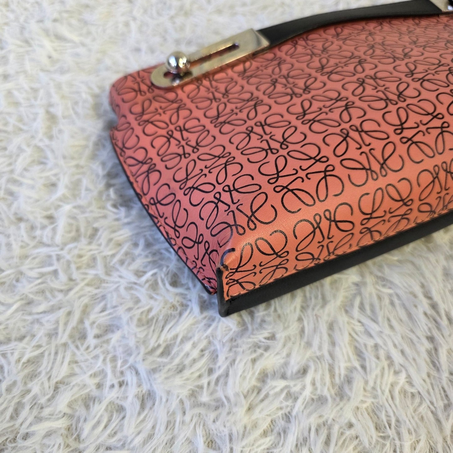 Loewe Anagram Print Leather Clutch Shoulder Bag Pink (Pre-Owned)