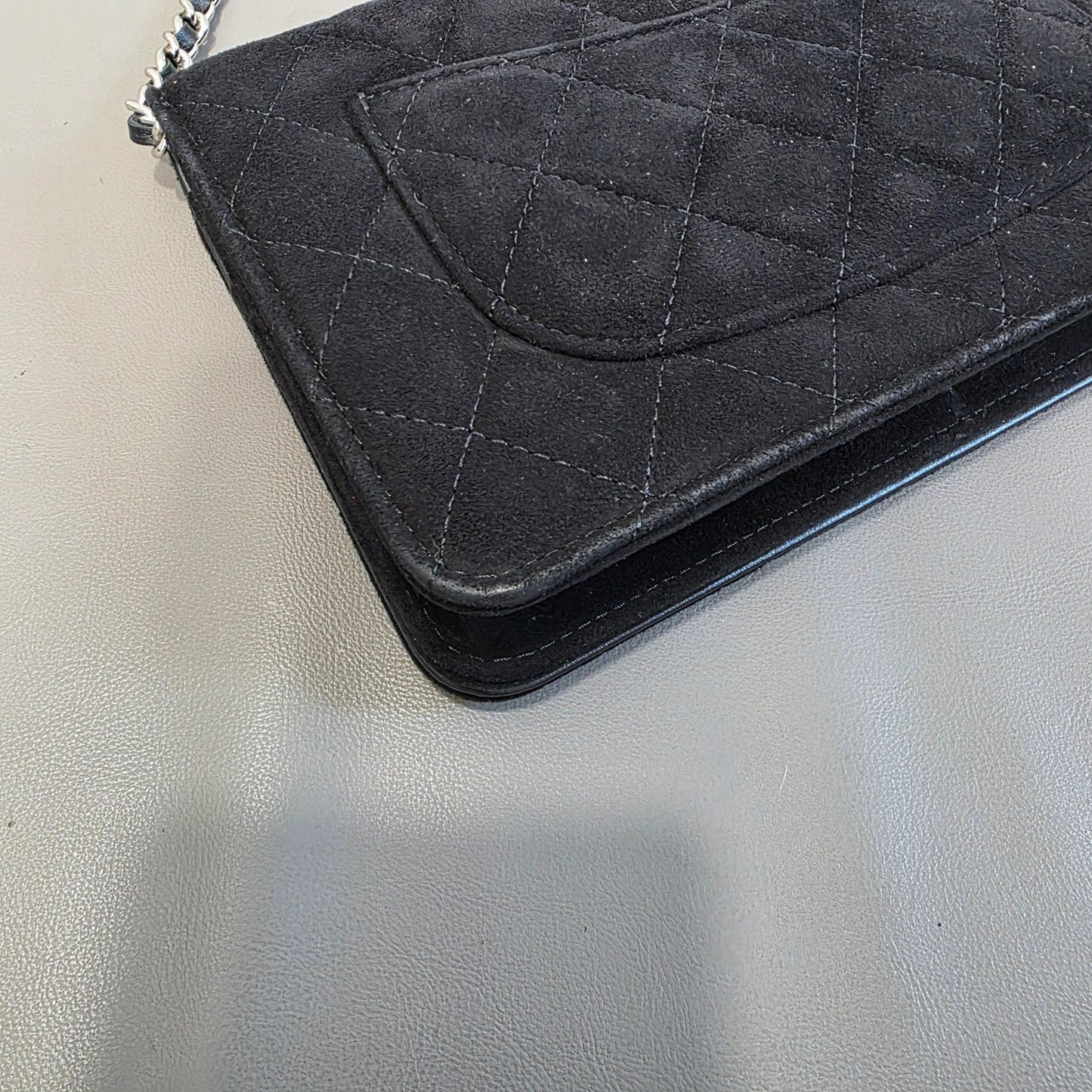 Chanel Star Charm Quilted Velvet Wallet on Chain (Pre-Owned)