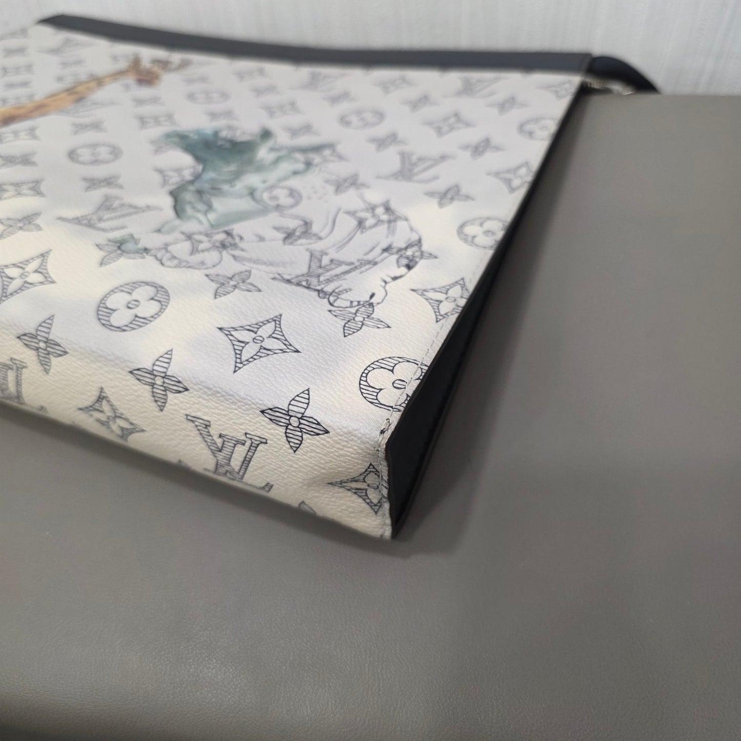 Louis Vuitton Monogram Savane Pochette Voyage GM Chapman Brothers Clutch (Pre-Owned)