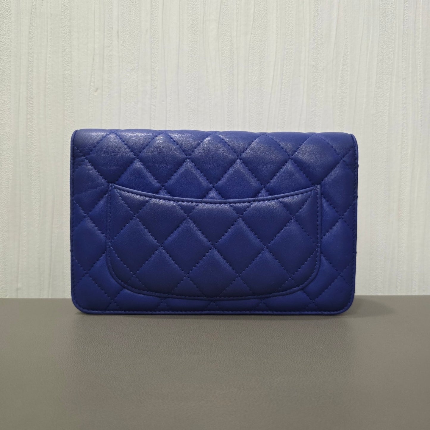 Chanel Classic Quilted Lambskin Wallet on Chain Blue (Pre-Owned)