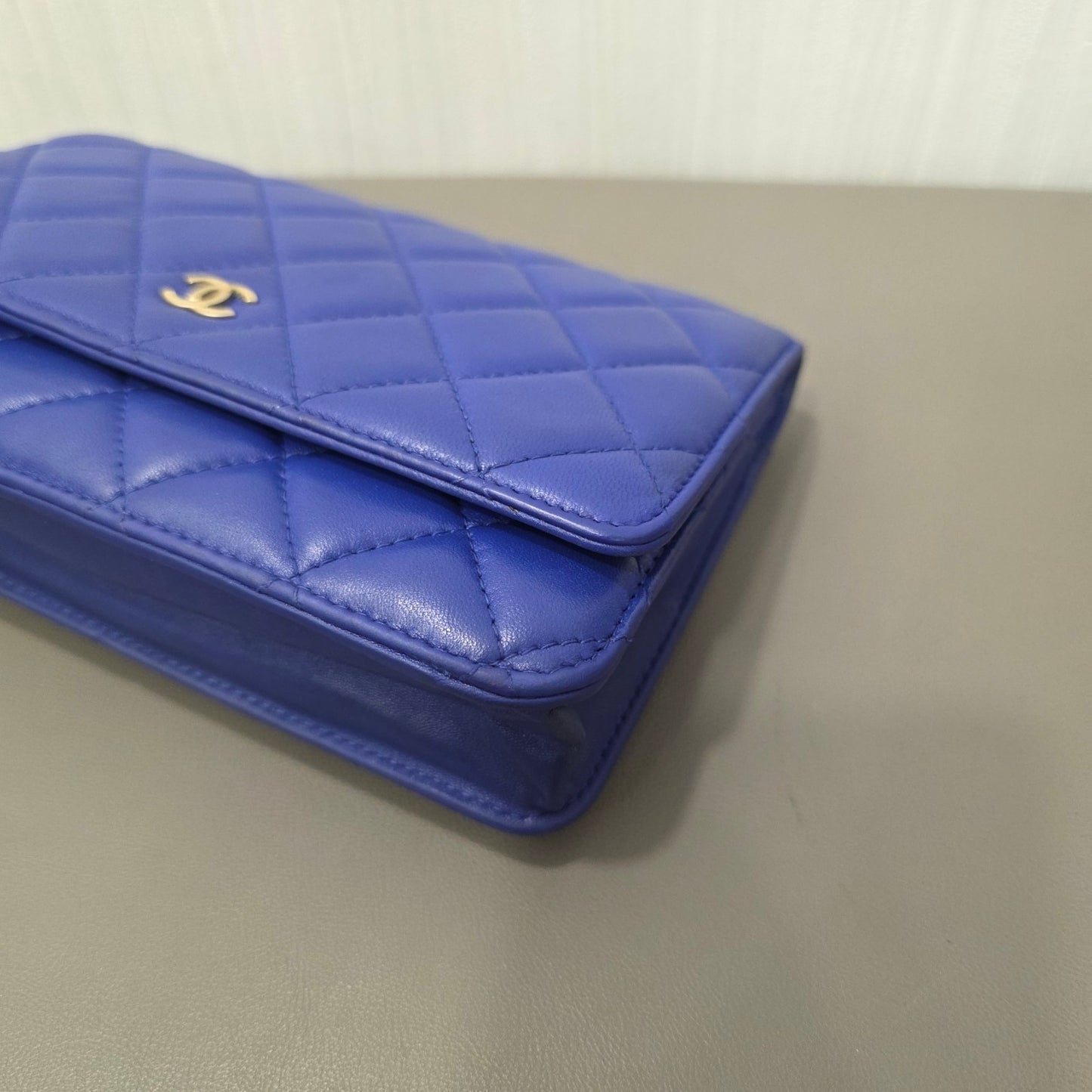 Chanel Classic Quilted Lambskin Wallet on Chain Blue (Pre-Owned)