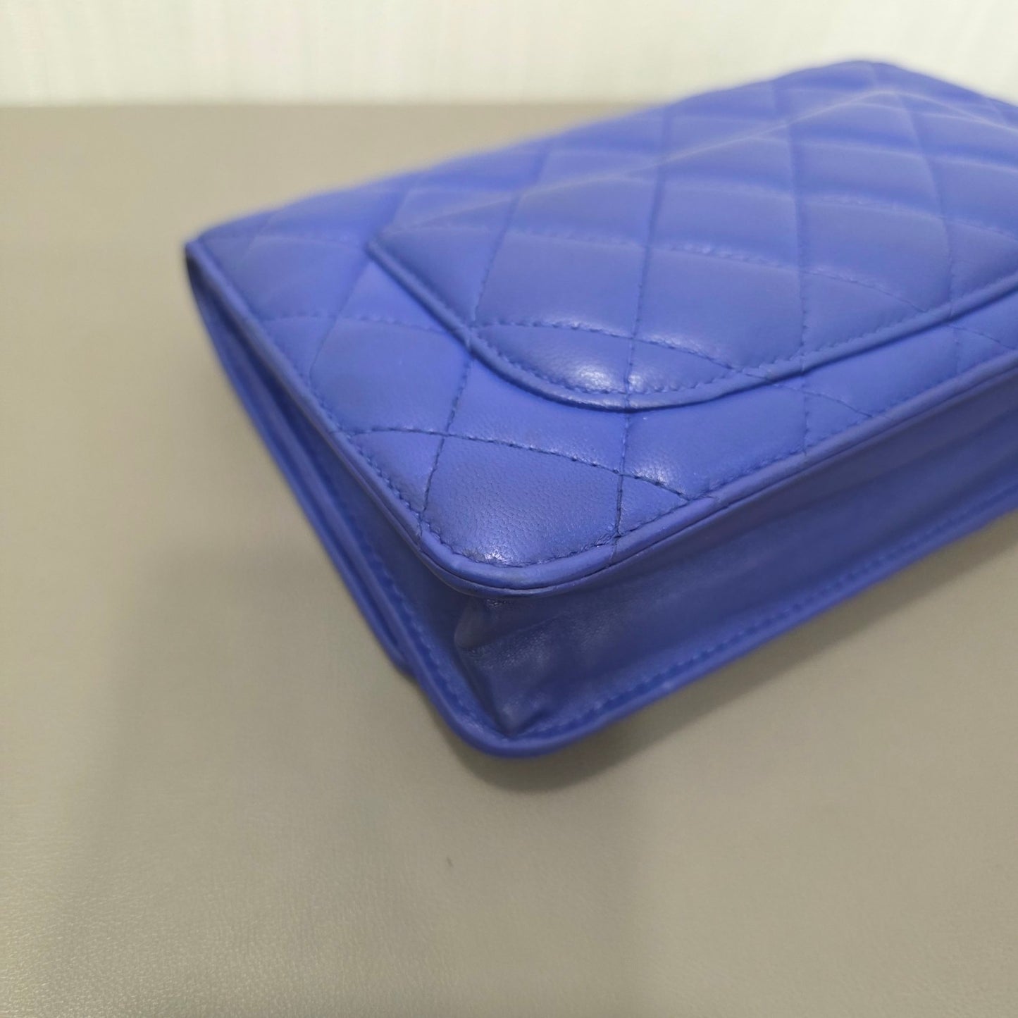 Chanel Classic Quilted Lambskin Wallet on Chain Blue (Pre-Owned)