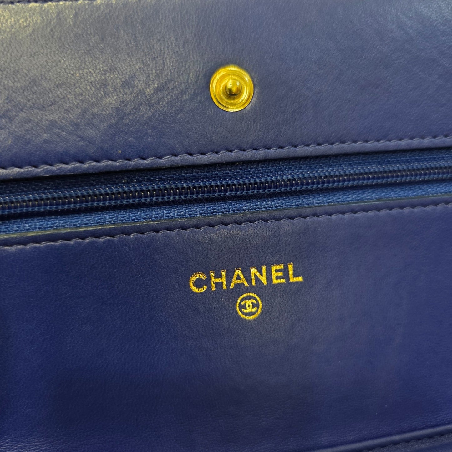 Chanel Classic Quilted Lambskin Wallet on Chain Blue (Pre-Owned)