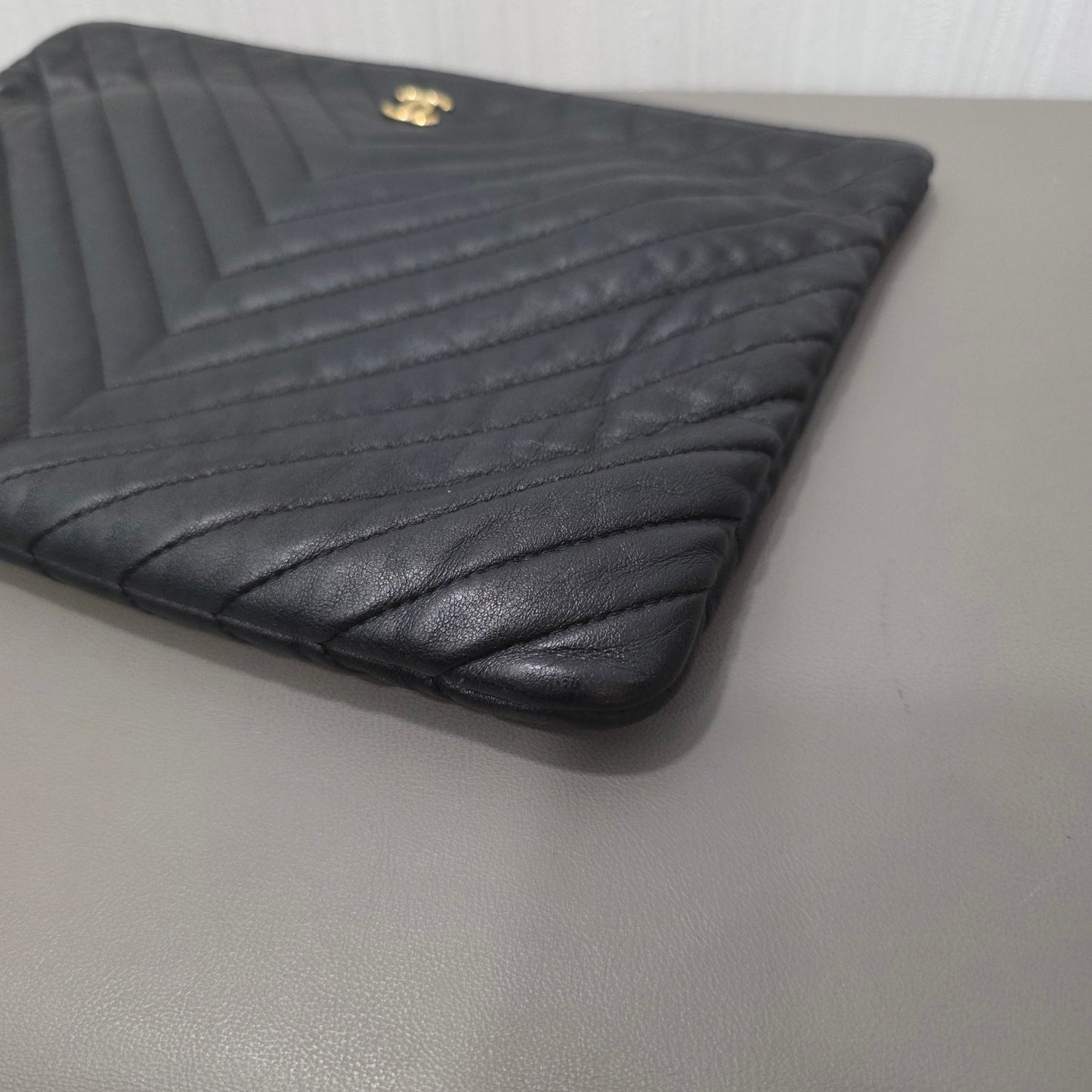 Chanel Chevron Quilted Leather Pouch Clutch Black (Pre-Owned)