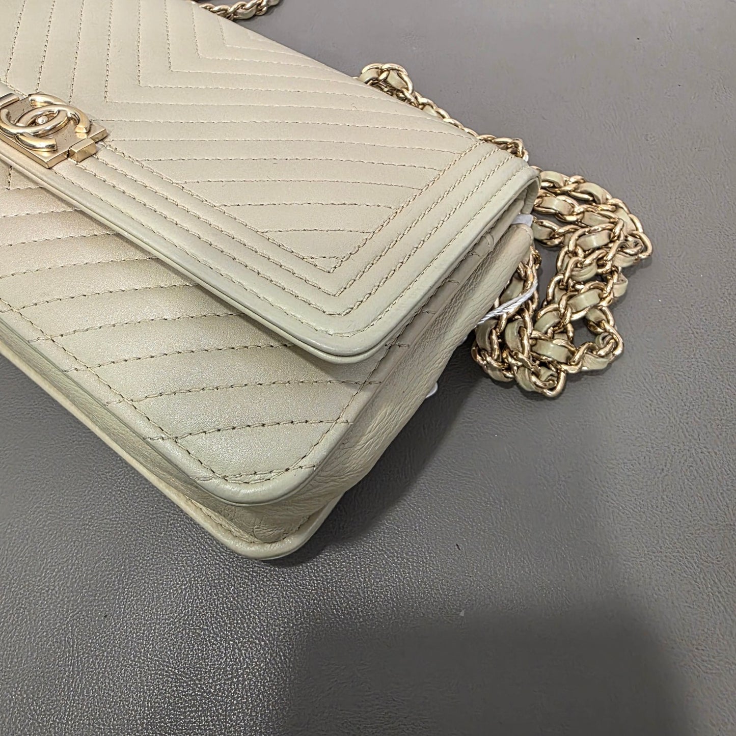 Chanel Boy Small Chevron Quilted Leather Flap Bag Ivory (Pre-Owned)