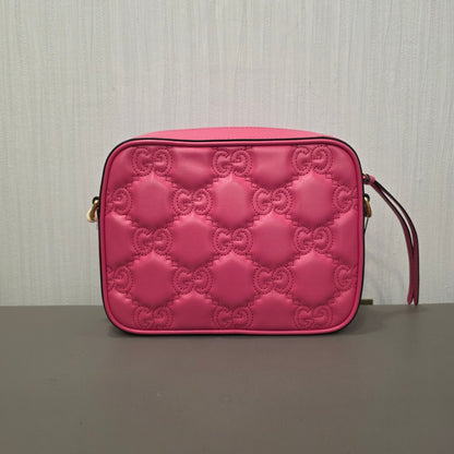 Gucci GG Marmont Matelassé Leather Camera Bag Pink (Pre-Owned)
