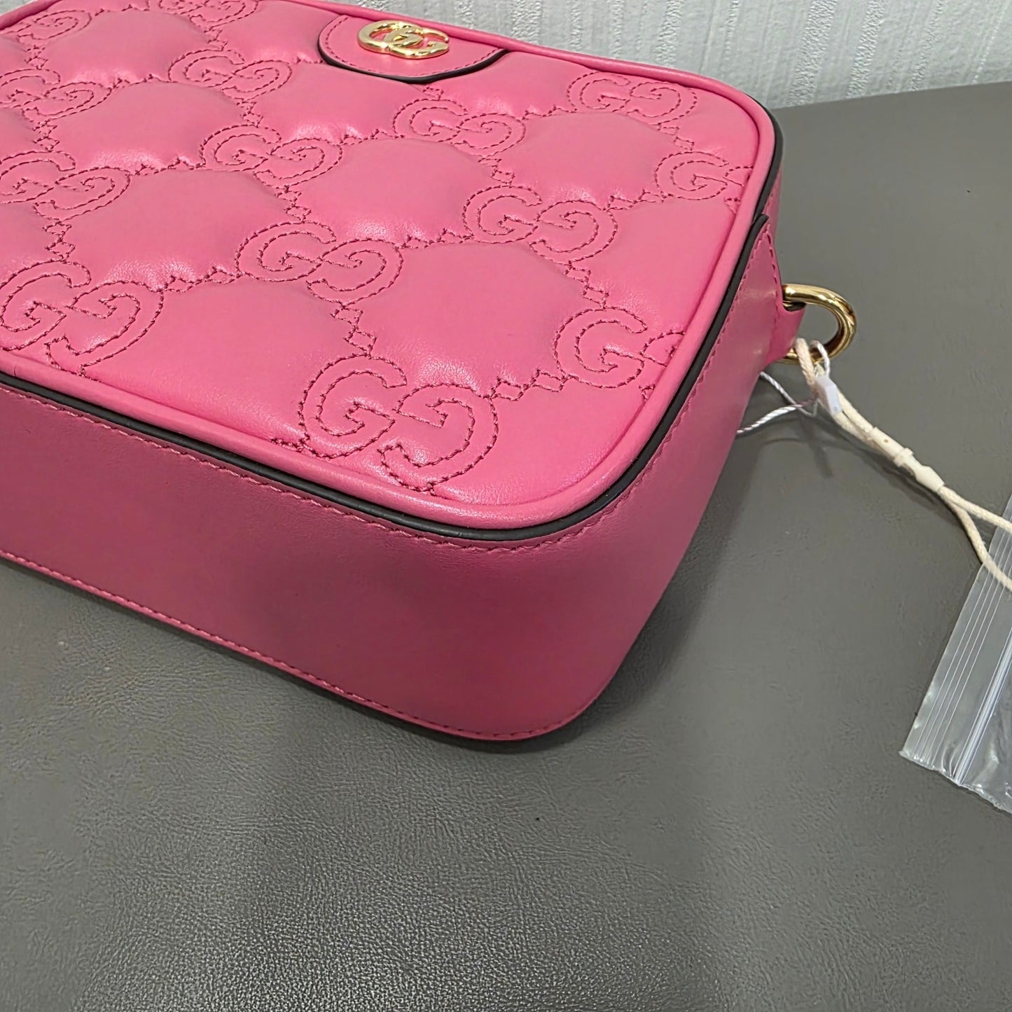Gucci GG Marmont Matelassé Leather Camera Bag Pink (Pre-Owned)
