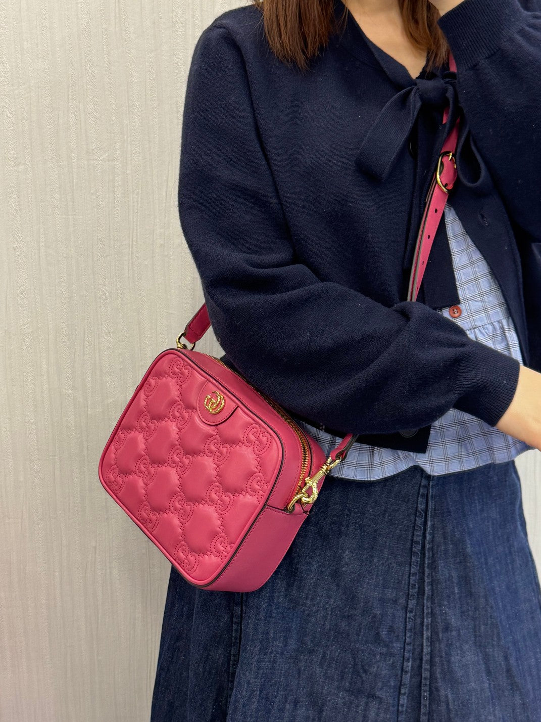 Gucci GG Marmont Matelassé Leather Camera Bag Pink (Pre-Owned)