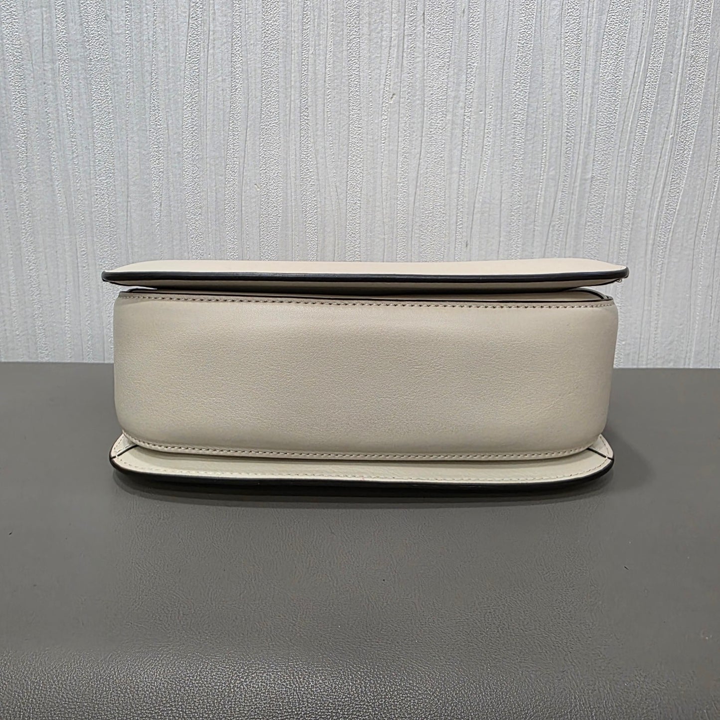Gucci Blondie Small Leather Top Handle Shoulder Bag Ivory (Pre-Owned)