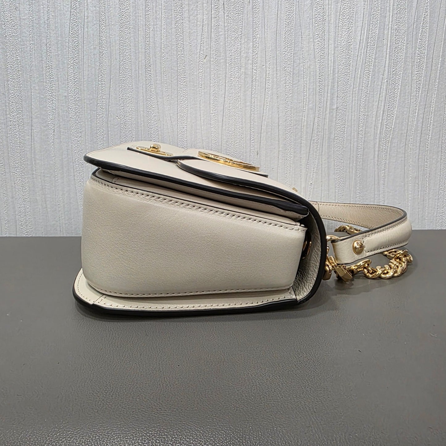 Gucci Blondie Small Leather Top Handle Shoulder Bag Ivory (Pre-Owned)