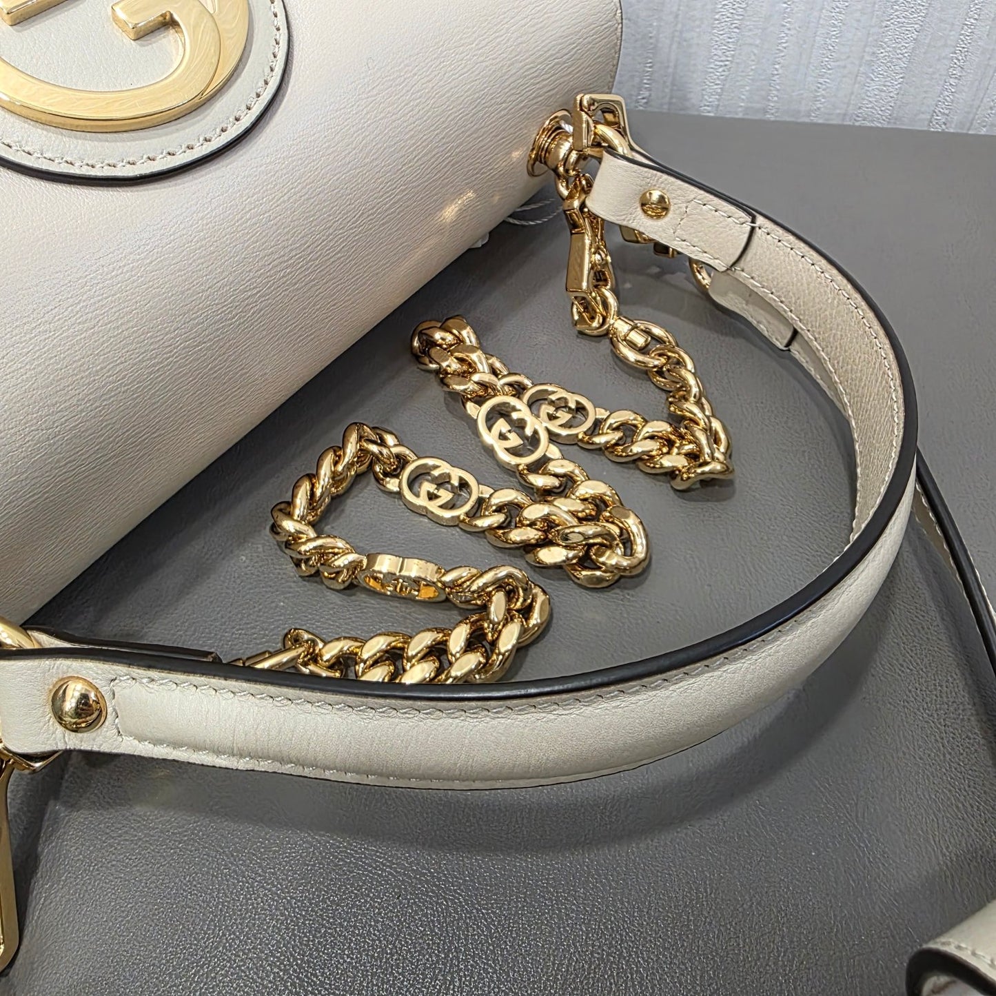 Gucci Blondie Small Leather Top Handle Shoulder Bag Ivory (Pre-Owned)