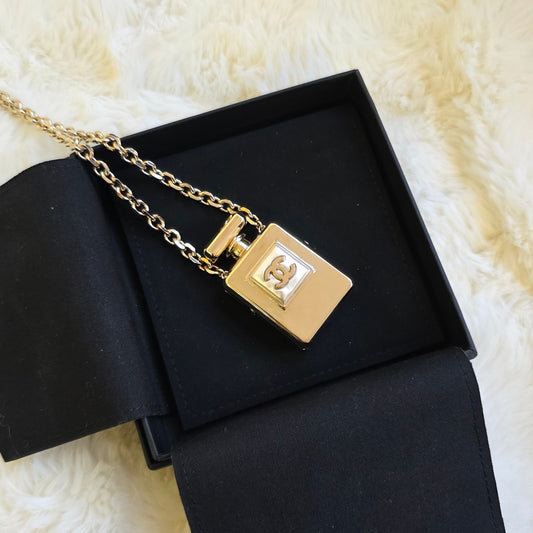 Chanel CC Perfume Bottle Pendant Necklace Gold (Pre-Owned)