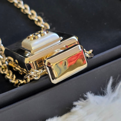 Chanel CC Perfume Bottle Pendant Necklace Gold (Pre-Owned)