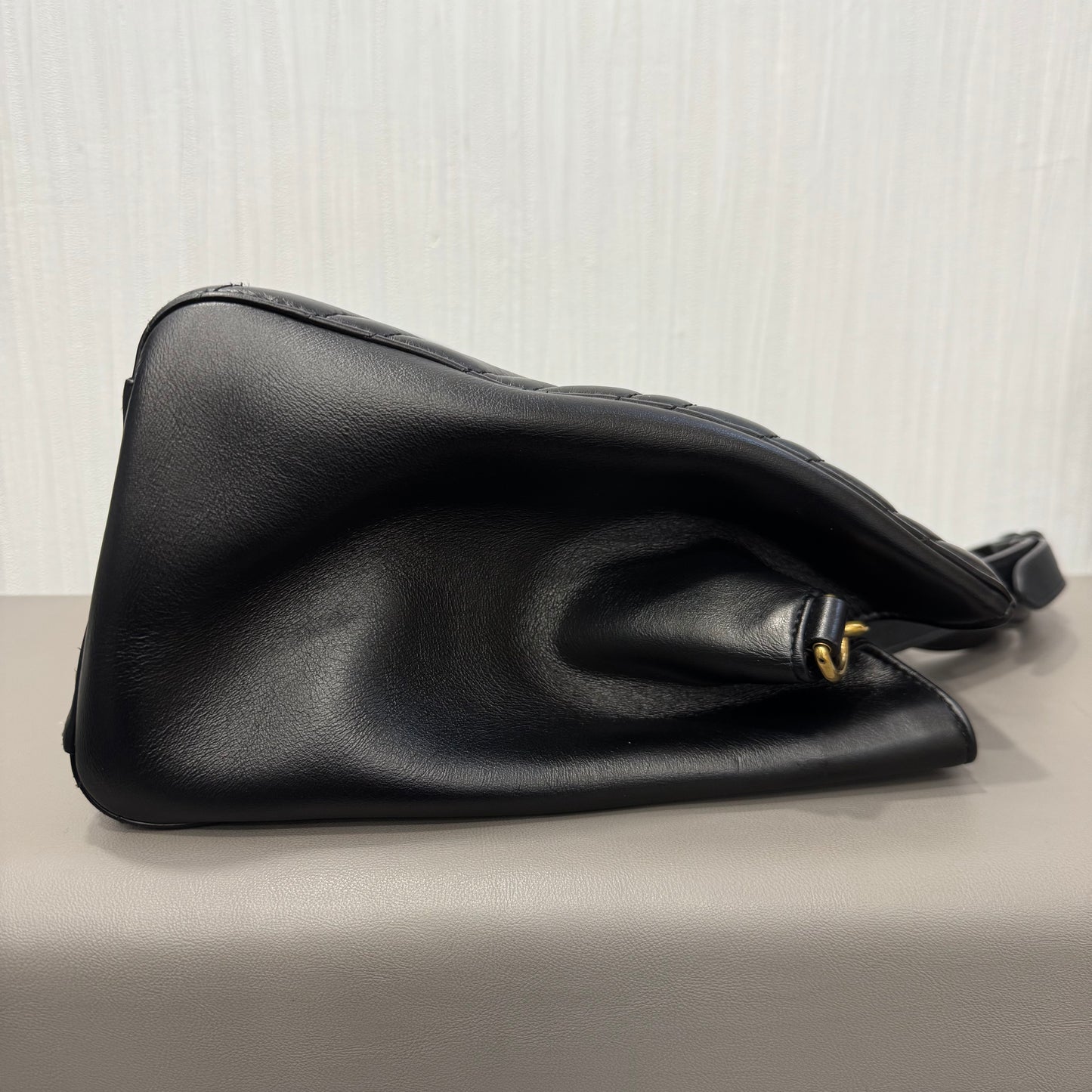 Gucci GG Marmont Matelassé Leather Top Handle Bag Black (Pre-Owned)