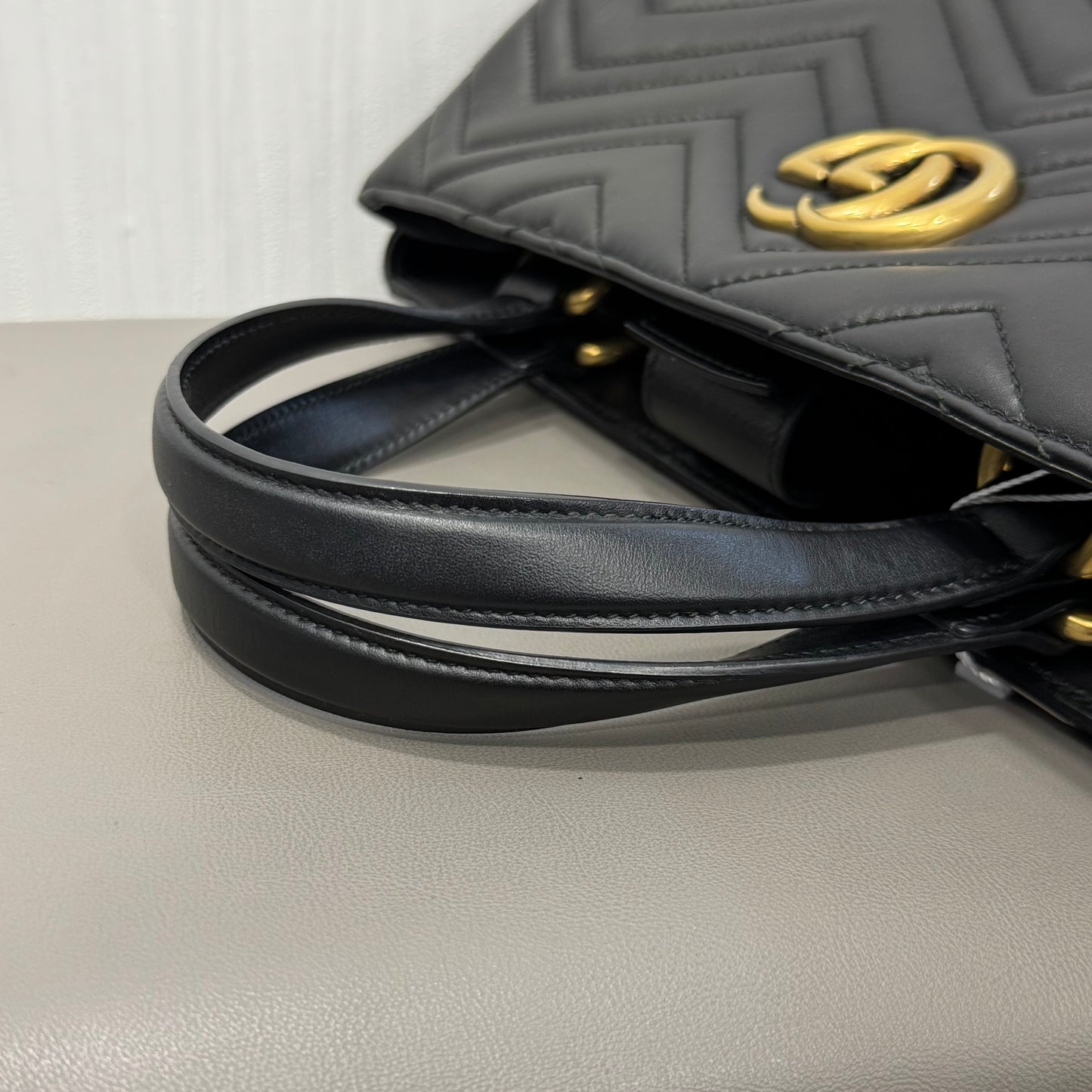 Gucci GG Marmont Matelassé Leather Top Handle Bag Black (Pre-Owned)